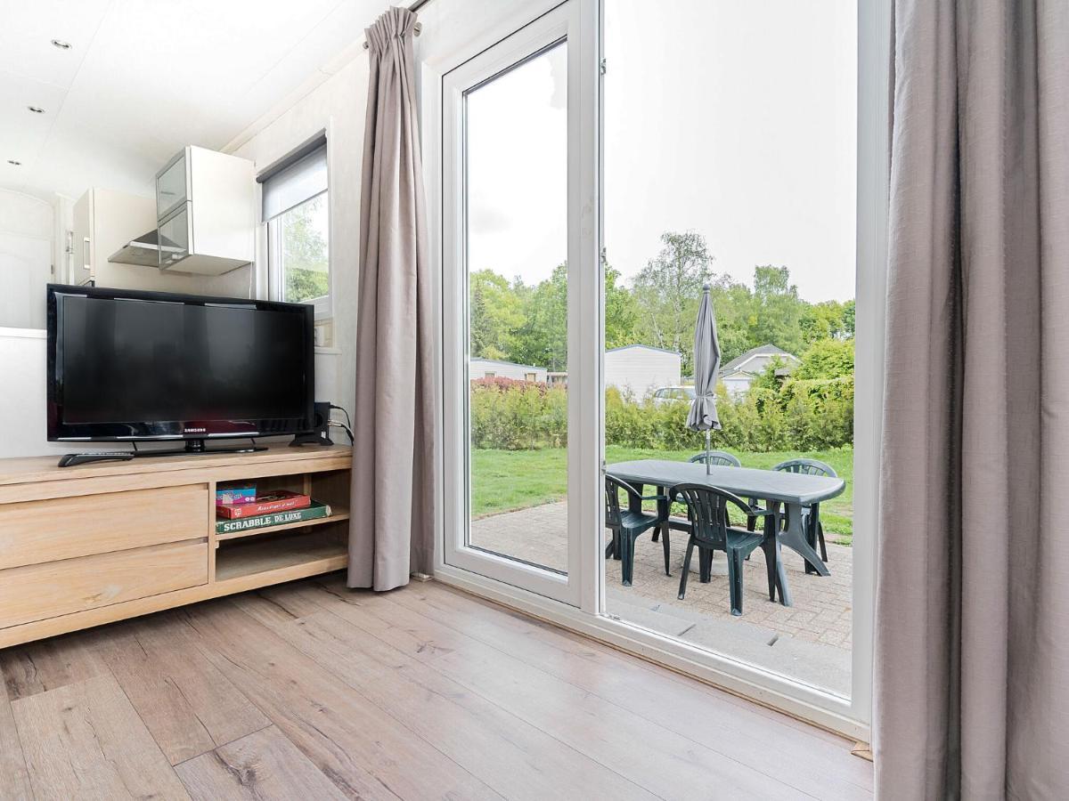Nice Chalet With A Fireplace, Near バールレ・ナッサウ エクステリア 写真